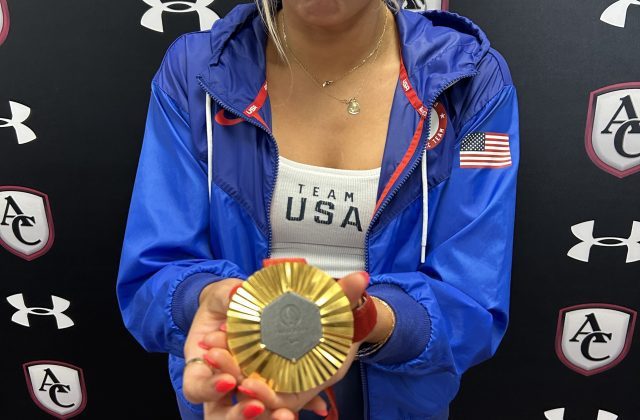 Jessica Long Paralympic Gold Medalist